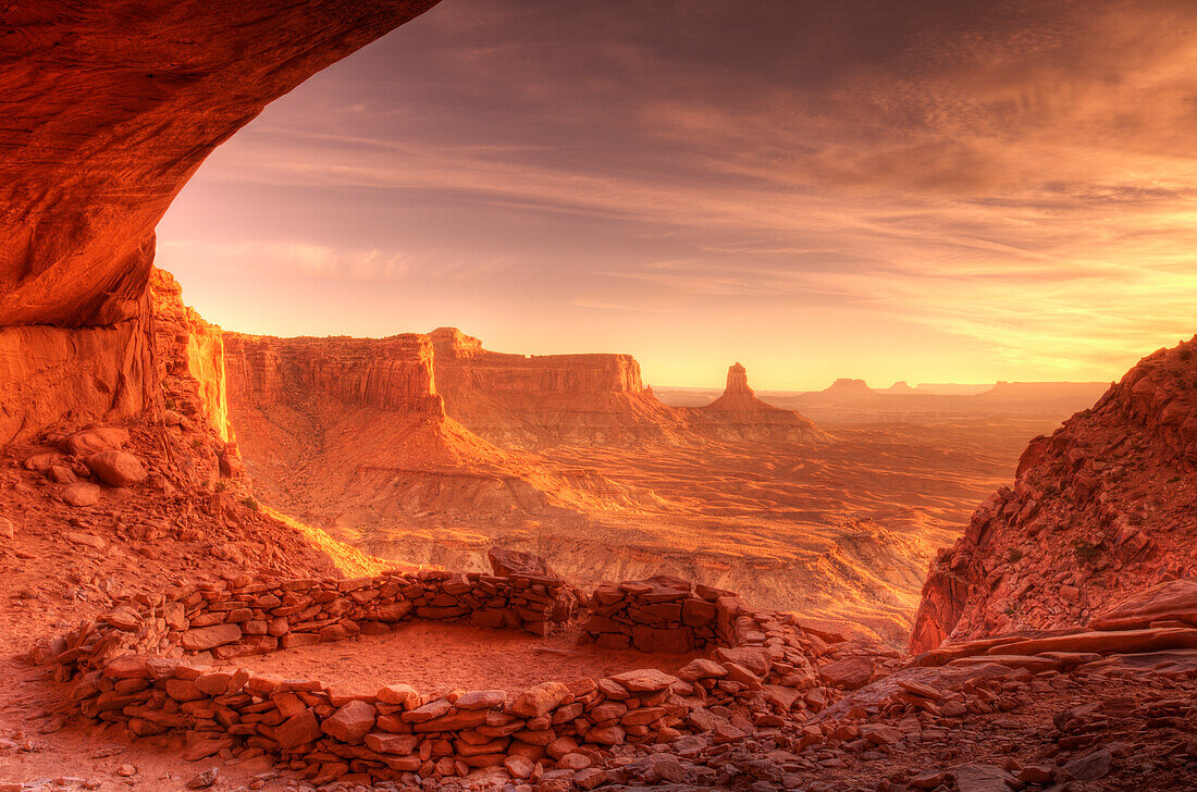 Evening light on False Kiva, Island in the Sky, Canyonlands National Park, Utah USA