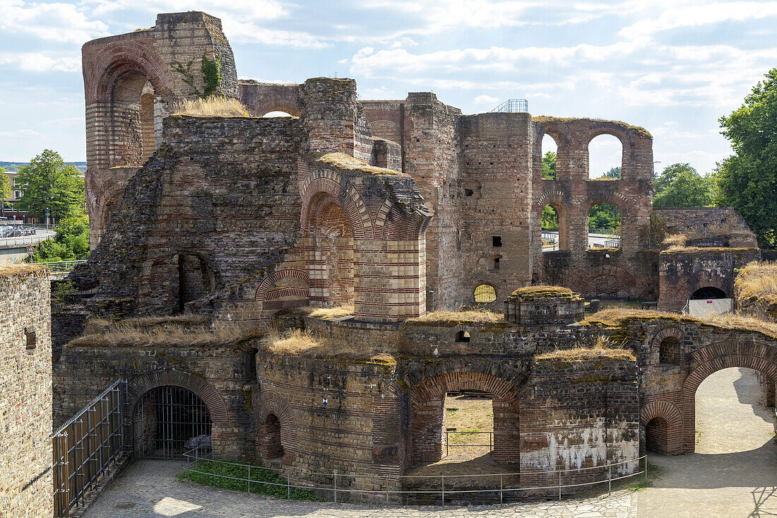 Kaiserthermen, Ruine eines römischen Bäderpalastes, Trier, Rheinland-Pfalz, Deutschland