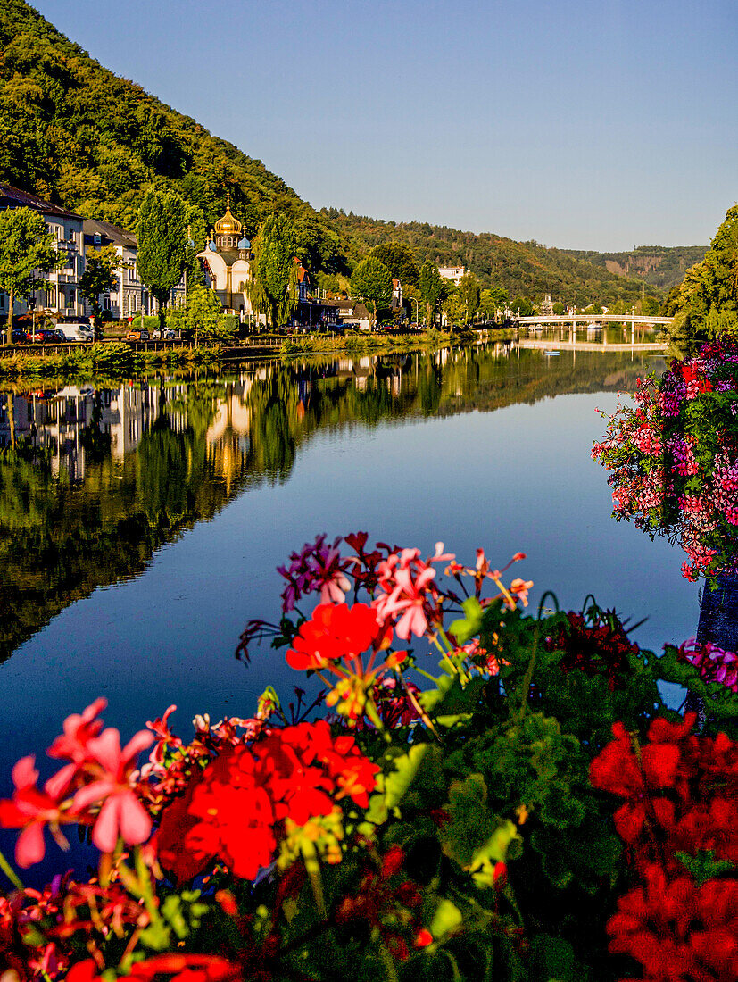 View across the Lahn to the Russian Church and the Kaiserbrücke, Bad Ems, Rhineland-Palatinate, Germany