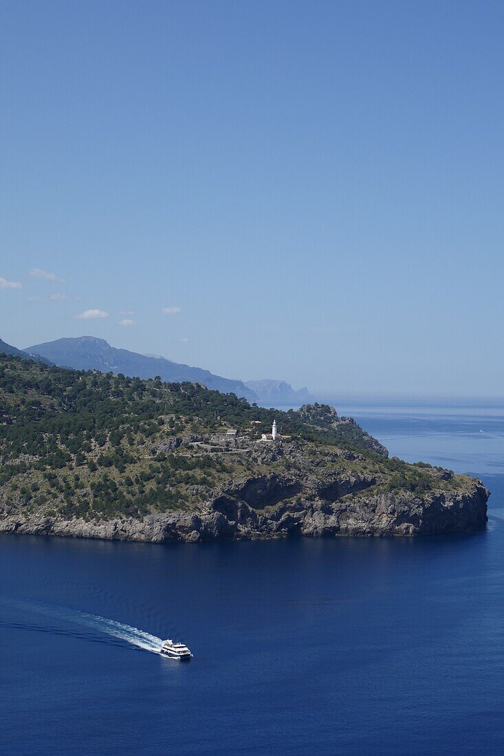 Blick auf Far de Tramuntana, Cabo Tramuntana, Insel Sa Dragonera, Mallorca, Balearen, Spanien