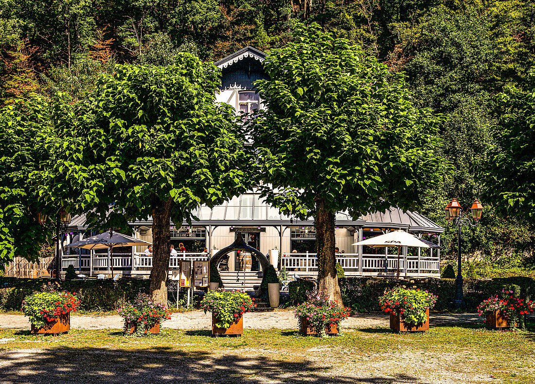 Hotel und Restaurant 'La Tonnellerie' im Parc de 'Sept Heures', Spa, Provinz Lüttich, Wallonien, Belgien