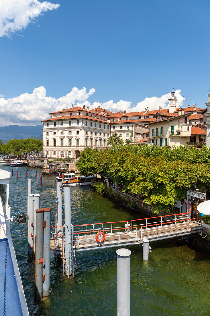 The Palazzo Borromeo on Isola Bella, seen from the ferry, Lake Maggiore, Piedmont, Italy.