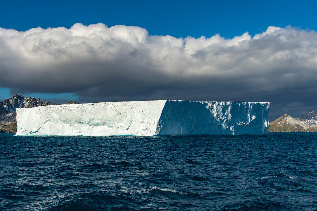 Antarktis, blaues Eis, Eisberg