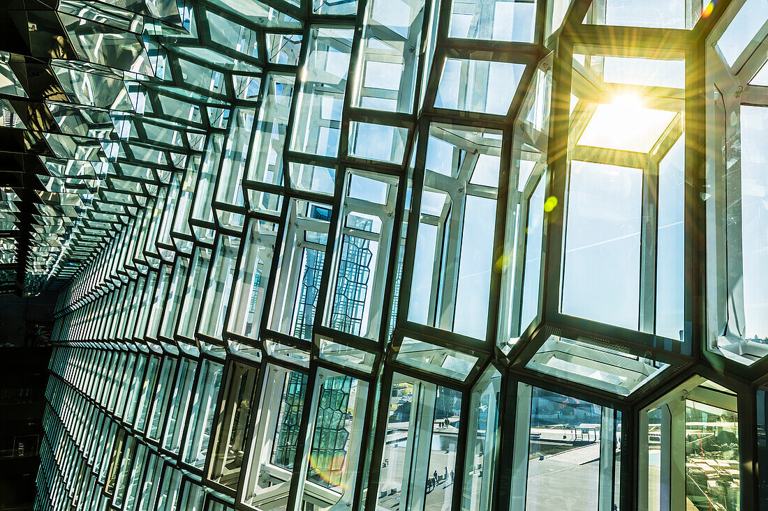 Glasfassade, Harpa Konzerthalle, Reykjavik, Island