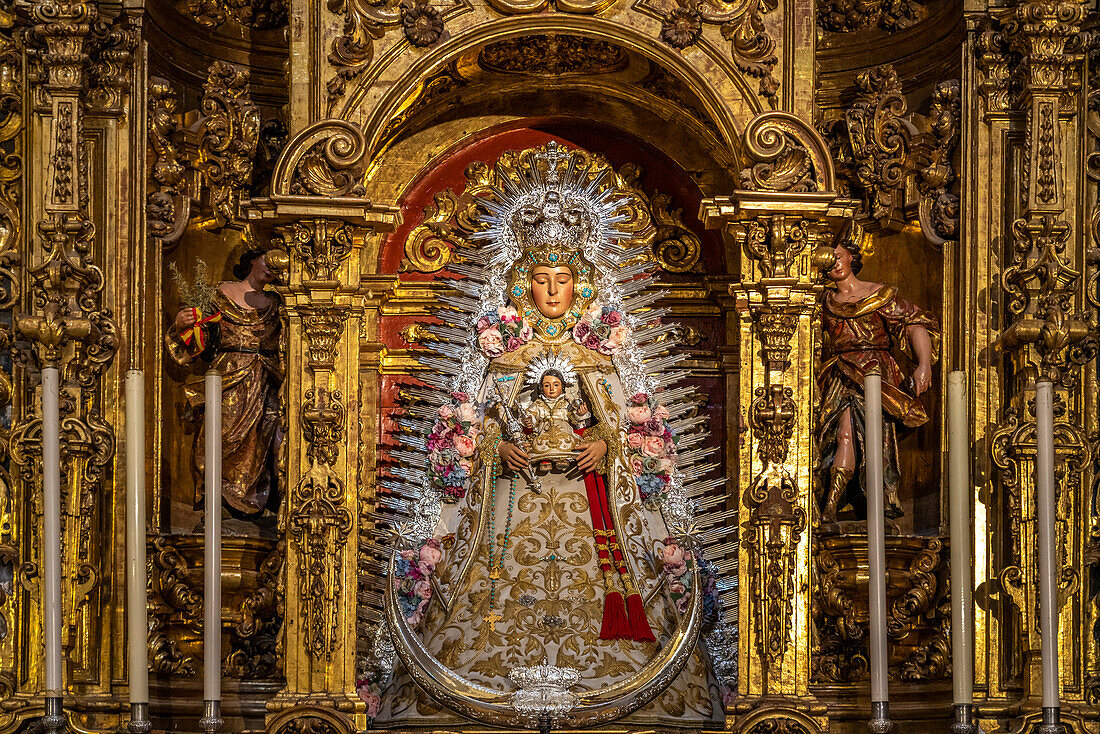 Altar detail, Iglesia del Salvador church, Seville, Andalusia, Spain