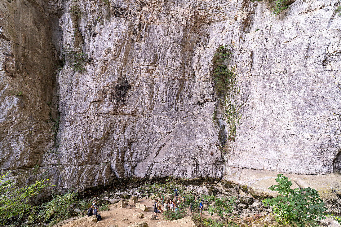 Höhle Grotte Sarrazine bei der Quelle Source du Lison bei Nans-sous-Sainte-Anne, Bourgogne-Franche-Comté, Frankreich, Europa 