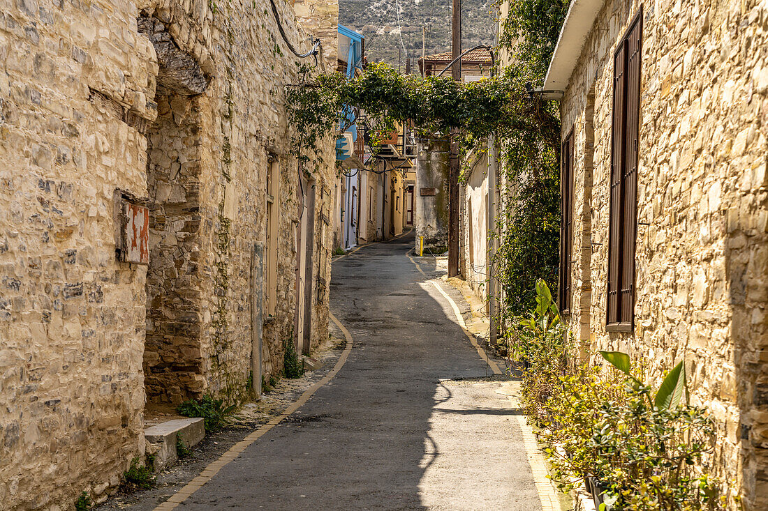 Gasse in der Altstadt von Pano Lefkara, Zypern, Europa