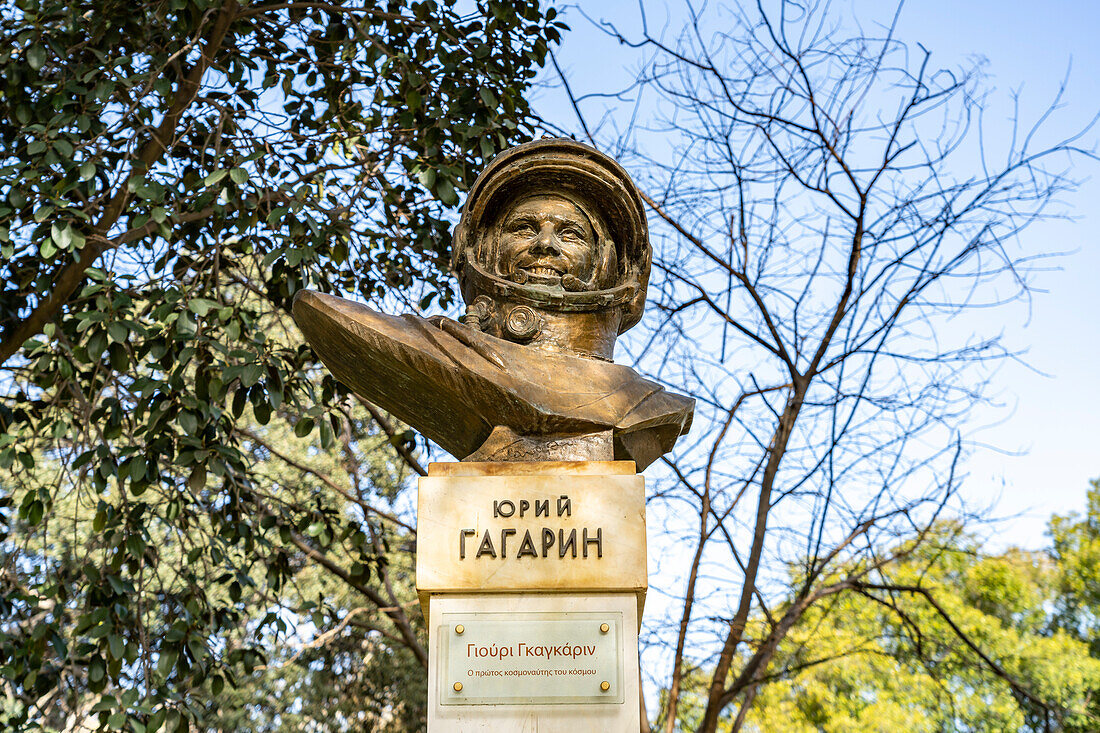 Juri Gagarin Denkmal im Stadtpark Nicosia Municipal Park, Nikosia, Zypern, Europa