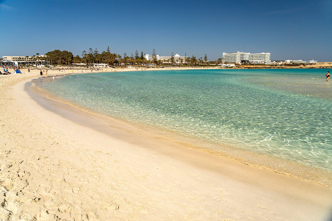 Der Strand Nissi Beach bei Agia Napa, Zypern, Europa