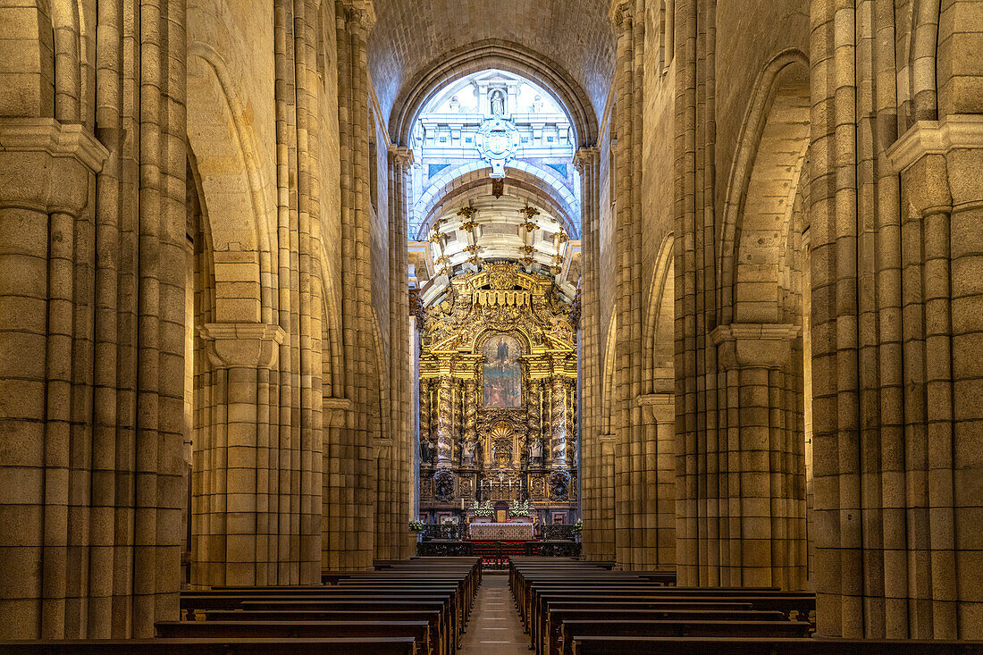 Interior and Altar of the Sé do Porto Cathedral, Porto, Portugal, Europe