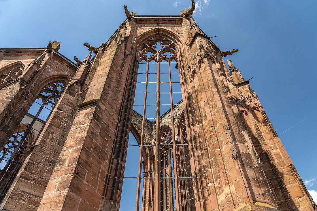 The ruins of the Gothic Werner Chapel in Bacharach, World Heritage Upper Middle Rhine Valley, Rhineland-Palatinate, Germany