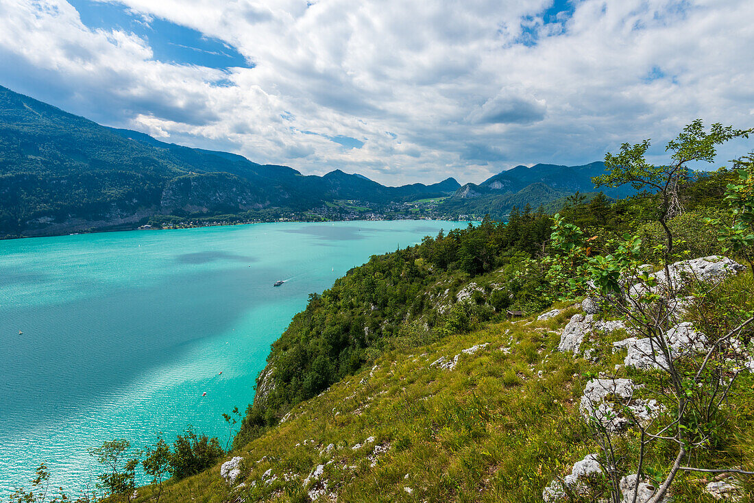 Ausblick vom Scheffelblick über den Wolfgangsee, Salzkammergut, Österreich