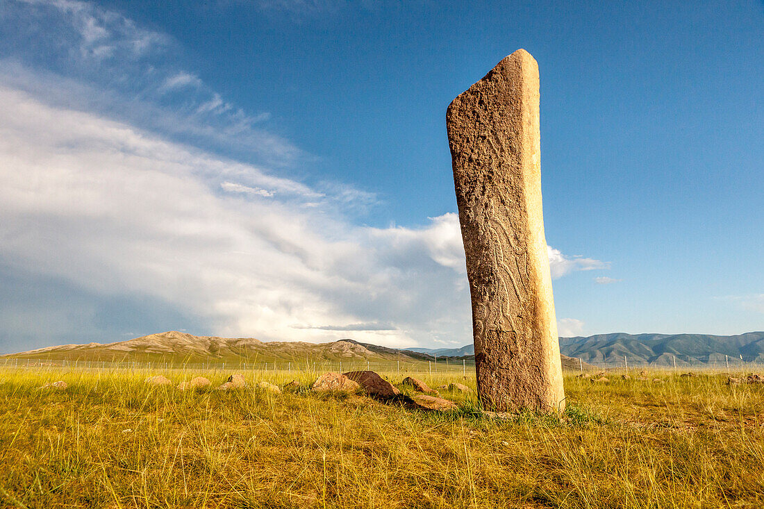 Hirschsteine mit Inschriften, 1000 v. Chr., Mongolei.