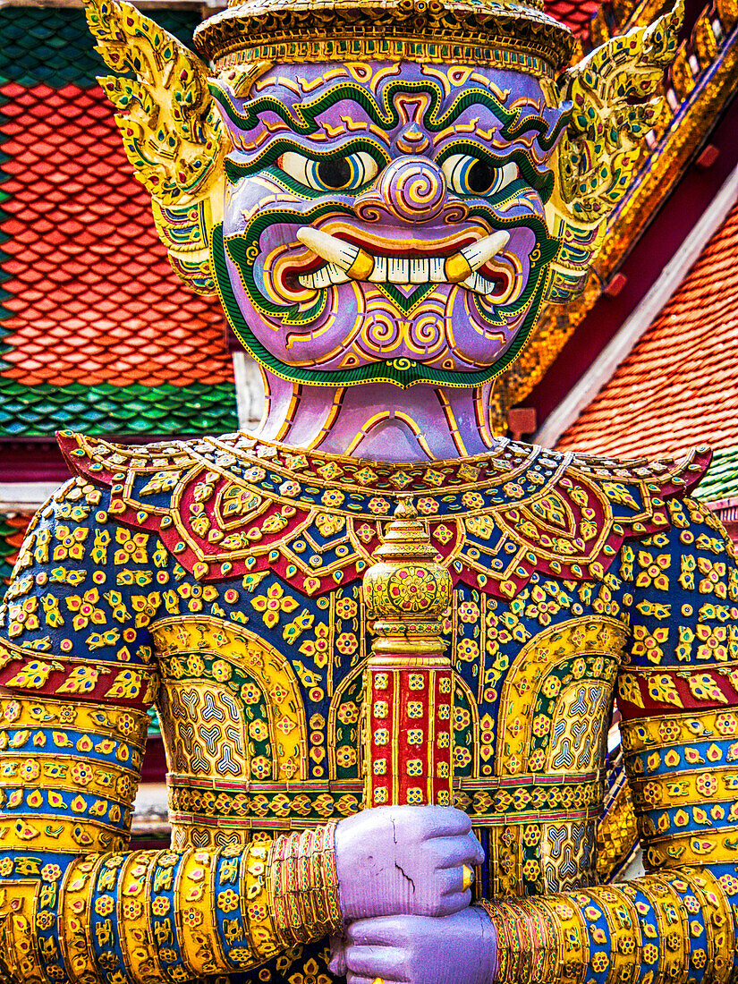 Thailand, Bangkok, Yaksha at Wat Phra Kaeo The Grand Palace