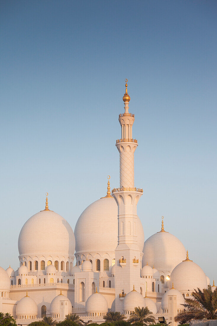 Vereinigte Arabische Emirate, Abu Dhabi. Scheich-Zayid-bin-Sultan-Moschee