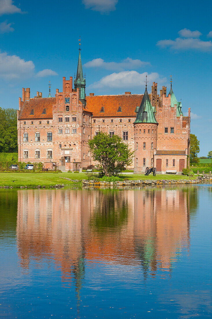 Dänemark, Fünen, Egeskov, Schloss Egeskov, außen