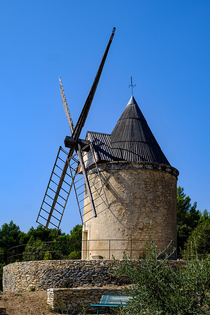 France, Provence. Joucas windmill