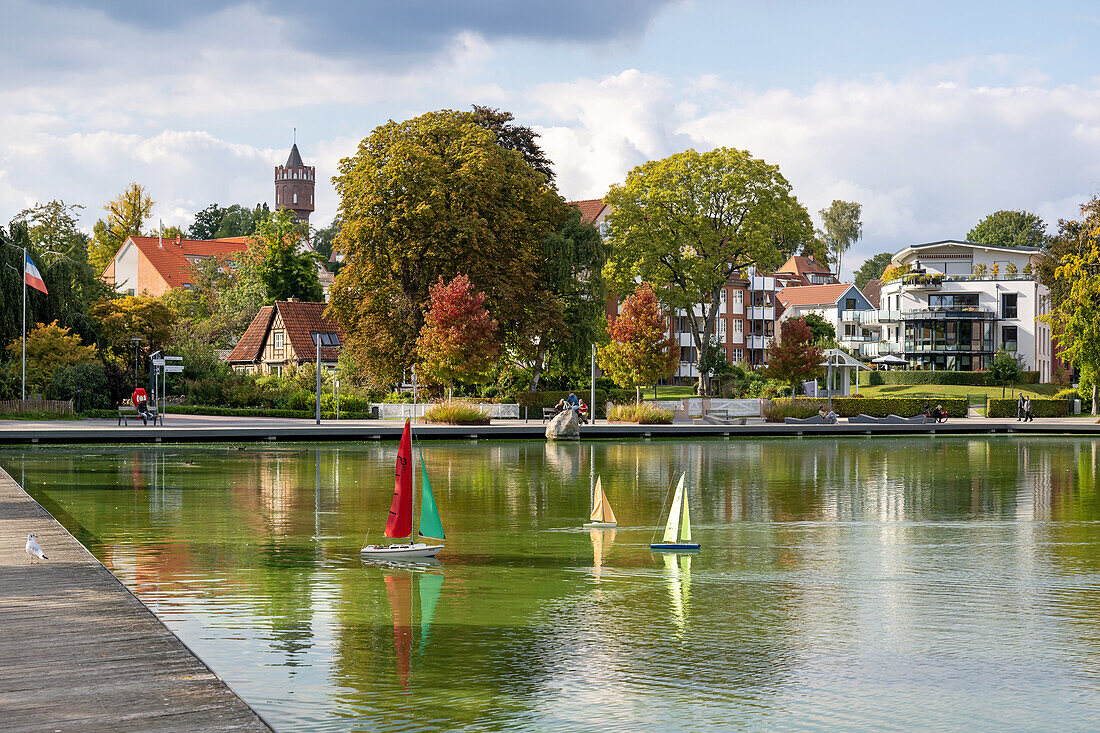 View of model boats in the Eutin town bay, Eutin, Holstein Switzerland, Ostholstein, Schleswig-Holstein, Germany
