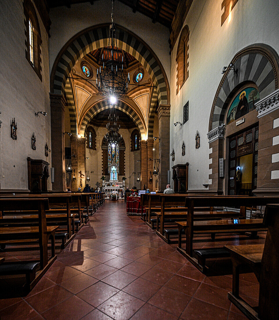 Innenraum der Chiesa di Sant´Antonio, Montecatini Terme, Toskana, Italien