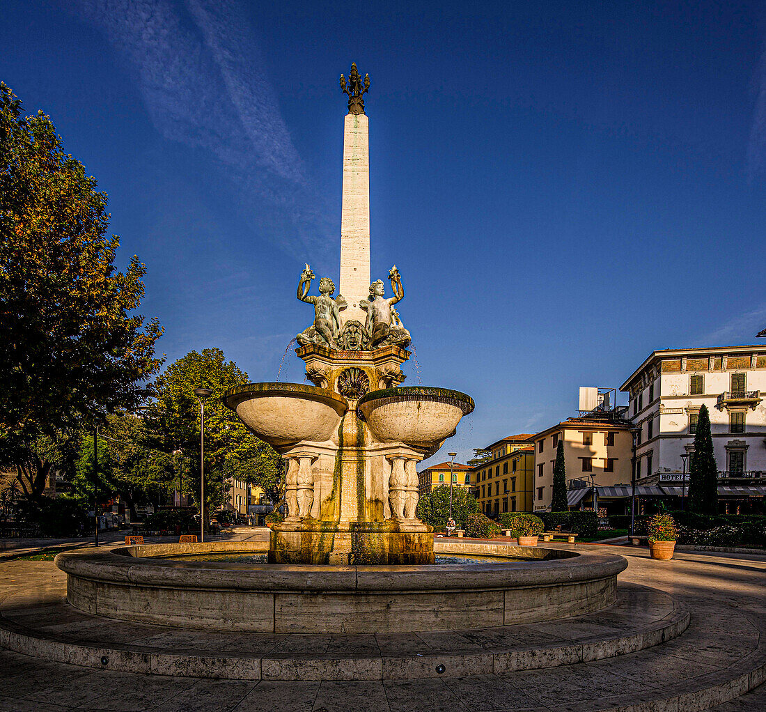 Guidotti Fountain in Piazza del Popolo, Montecatini Terme, Tuscany, Italy