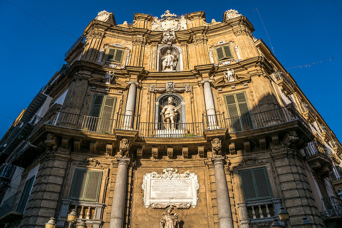 Facade of the baroque Quattro Canti Square, Palermo, Sicily, Italy, Europe
