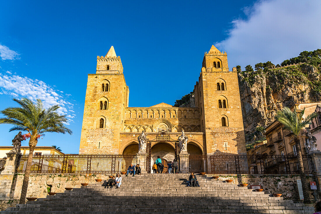 The Cathedral of Santissimo Salvatore alber the old town of Cefalu, Sicily, Italy, Europe