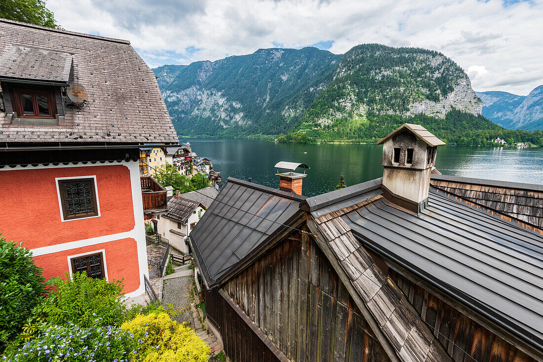 Hallstatt am Hallstätter See im Salzkammergut, Oberösterreich, Österreich