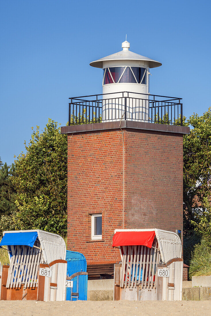 Leuchtturm Olhörn am Strand, Wyk, Insel Föhr, Schleswig-Holstein, Deutschland