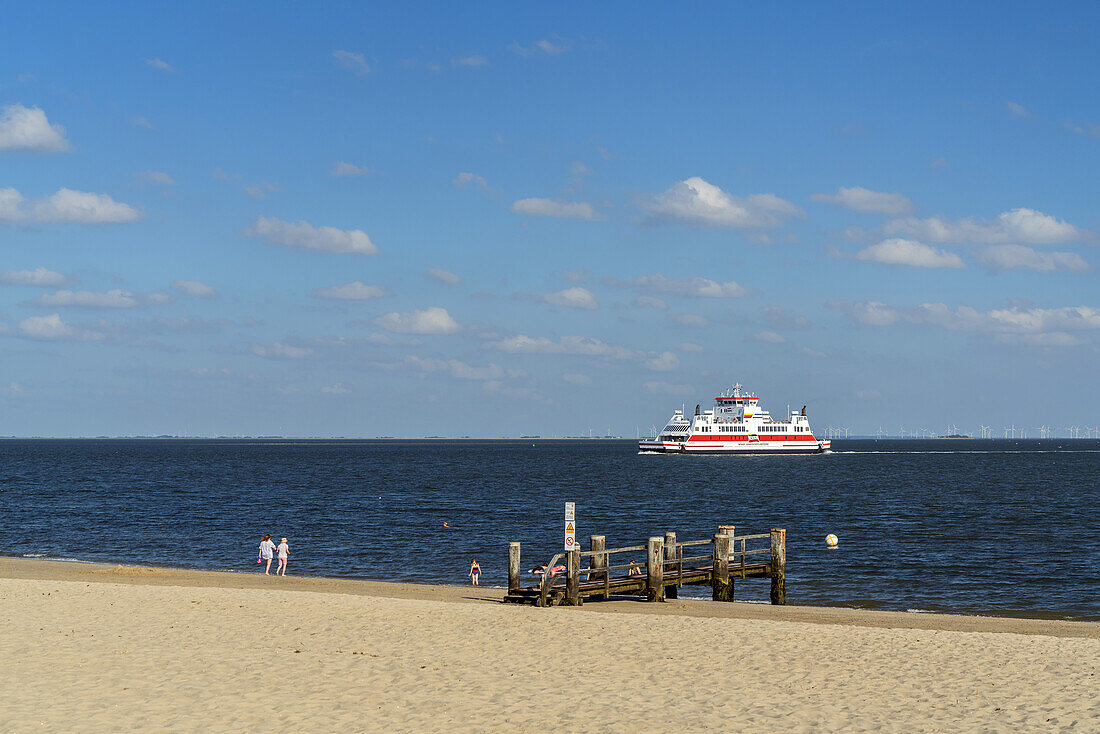 Beach and ferry, Wyk, Foehr Island, Schleswig-Holstein, Germany
