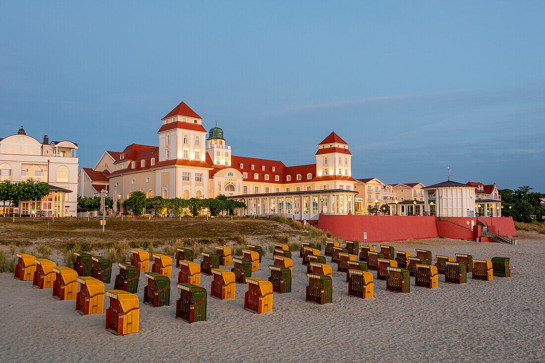 Kurhaus Binz, Strandkörbe, Insel Rügen, Binz, Mecklenburg-Vorpommern, Deutschland