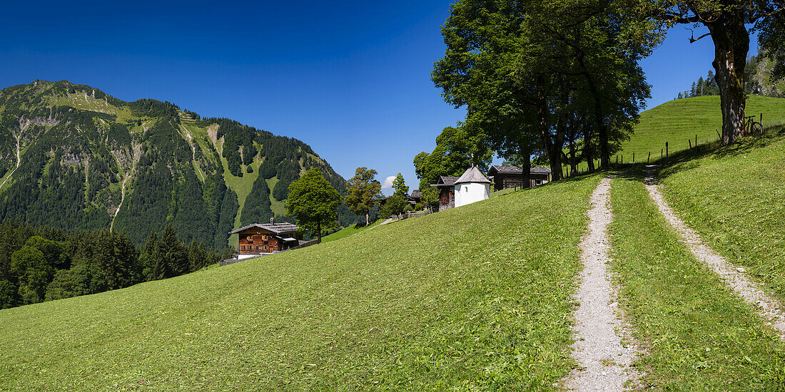 Gerstruben, ein ehemaliges Bergbauerndorf im Dietersbachtal bei Oberstdorf, Allgäuer Alpen, Allgäu, Bayern, Deutschland, Europa