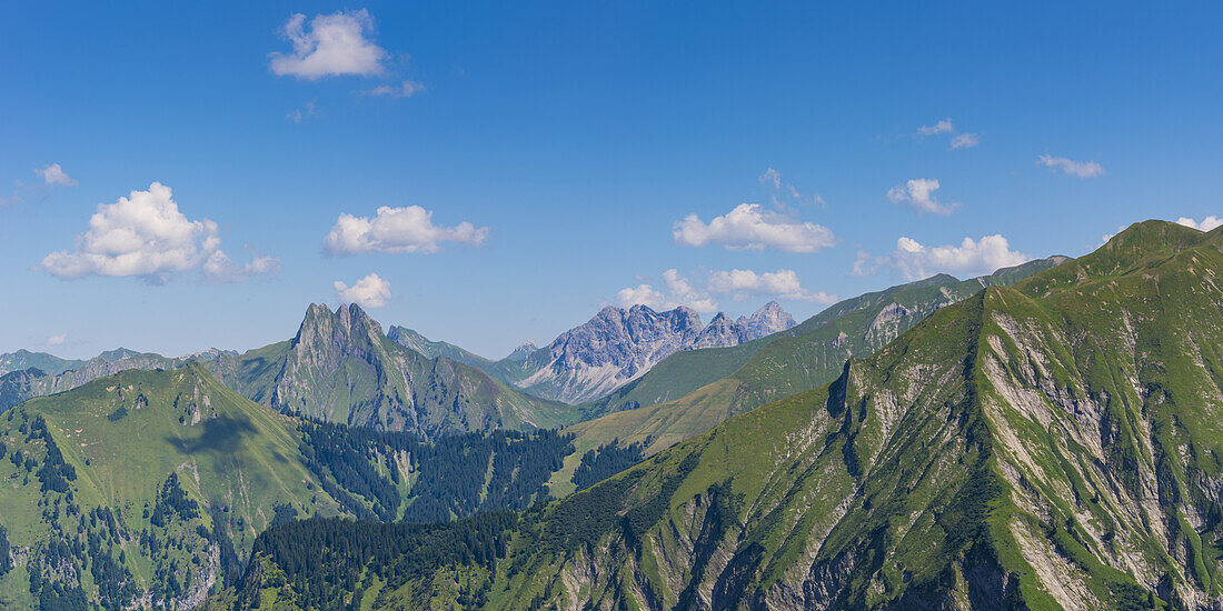 Panorama from the Wildengundkopf, 2238m to the Höfats 2259m, Allgäu Alps, Allgäu, Bavaria, Germany, Europe