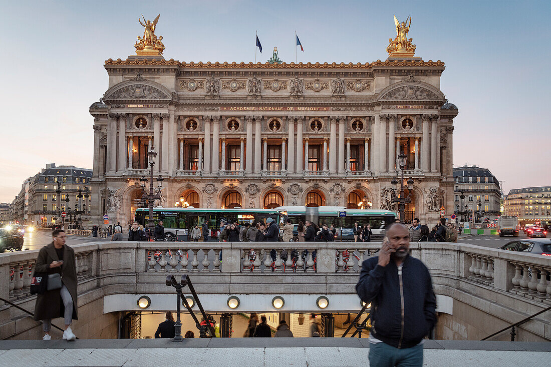 Metro Station an der Oper Garnier, Hauptstadt Paris, Ile de France, Frankreich 