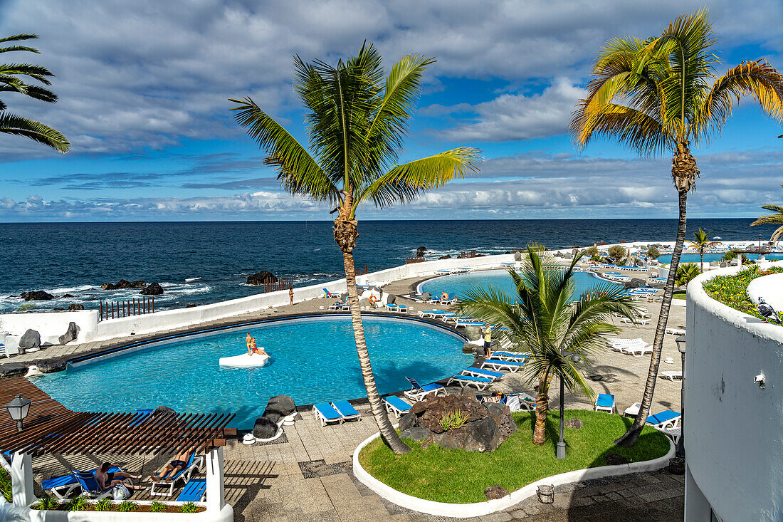 Schwimmbad Costa Martiánez an der Küste von Puerto de la Cruz, Teneriffa, Kanarische Inseln, Spanien