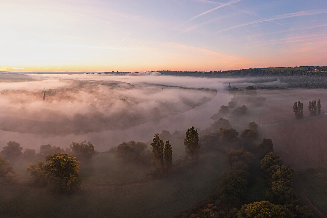 Ground fog at the Main loop, Fahr am Main, Volkach, Kitzingen, Lower Franconia, Franconia, Bavaria, Germany, Europe