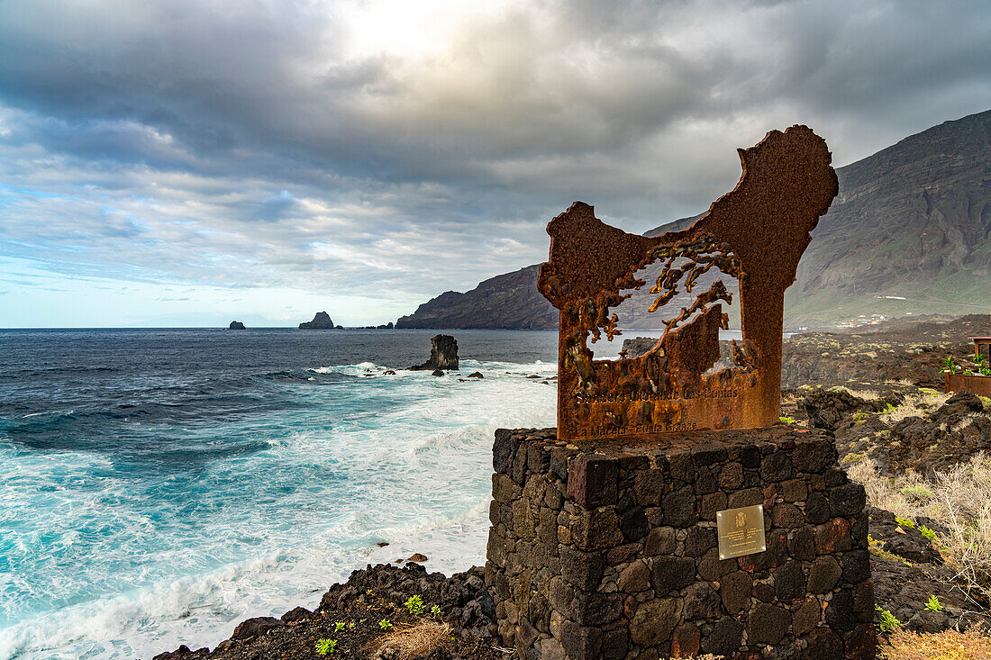 Schild am Aussichtspunkt Mirador Punta Del Pozo, Las Puntas, El Hierro, Kanarische Inseln, Spanien