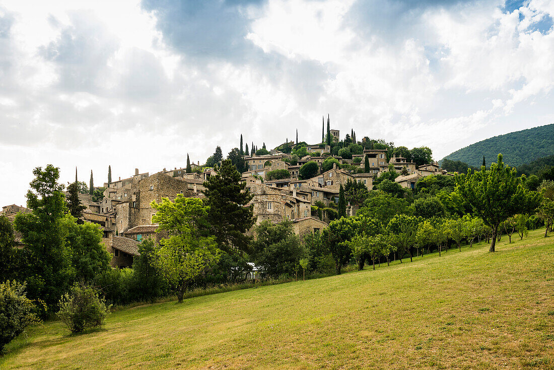 Medieval village, Mirmande, Les plus beaux villages de France, Drôme department, Auvergne-Rhône-Alpes, Provence, France