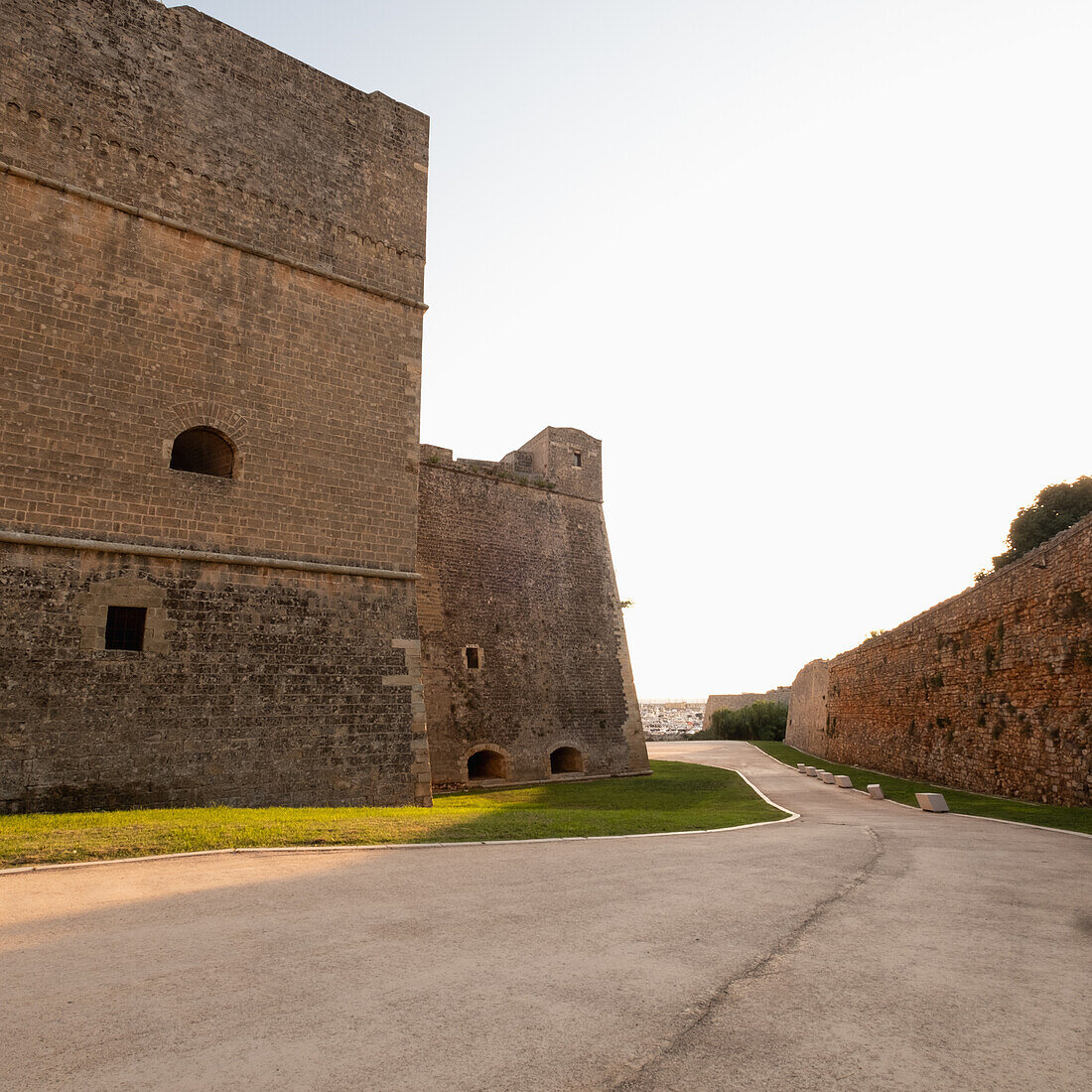 Italien, Apulien, Provinz Lecce, Otranto, Fassade der Burg Aragonese