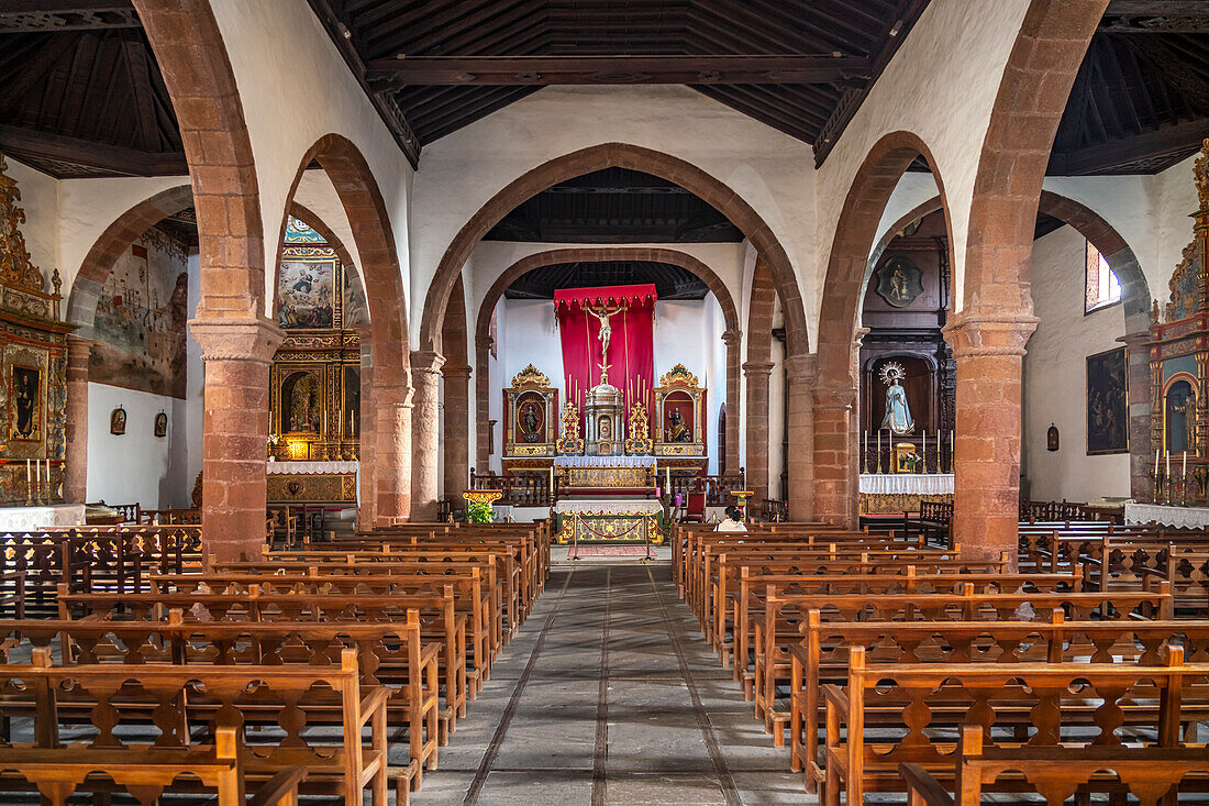 Innenraum der Kirche Mariä Himmelfahrt oder  Nuestra Senora de Asuncion in der Inselhauptstadt San Sebastian de La Gomera, La Gomera, Kanarische Inseln, Spanien, Europa