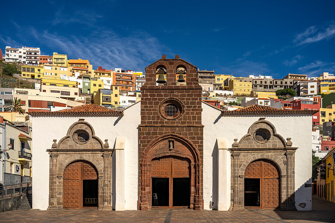 Die Kirche Mariä Himmelfahrt oder  Nuestra Senora de Asuncion in der Inselhauptstadt San Sebastian de La Gomera, La Gomera, Kanarische Inseln, Spanien, Europa