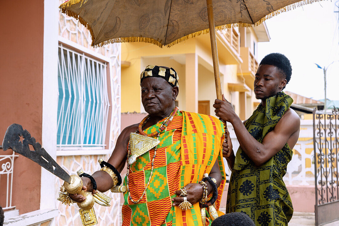 Audience with Ashanti Chief Nana Okyere Ntwi II, Chief of Asante Ahenkro, in Kumasi in the Ashanti Region of central Ghana in West Africa