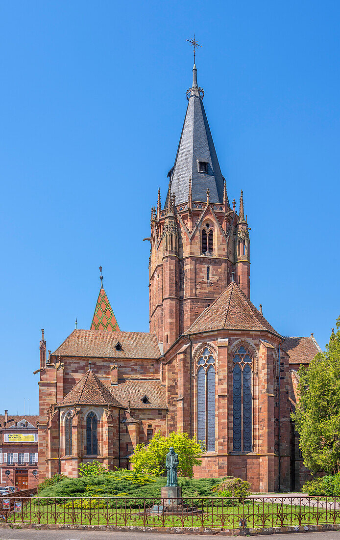 Die Abteikirche St. Peter und Paul in Wissembourg, Nördliches Elsass, Bas-Rhin Grand Est, Frankreich