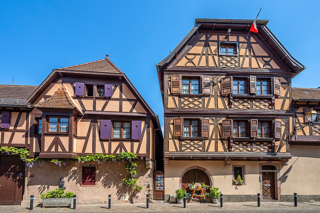 Half-timbered houses in Obernai, Oberehnheim, Bas-Rhin, Route des Vins d'Alsace, Alsace Wine Route, Grand Est, Alsace-Champagne-Ardenne-Lorraine, France