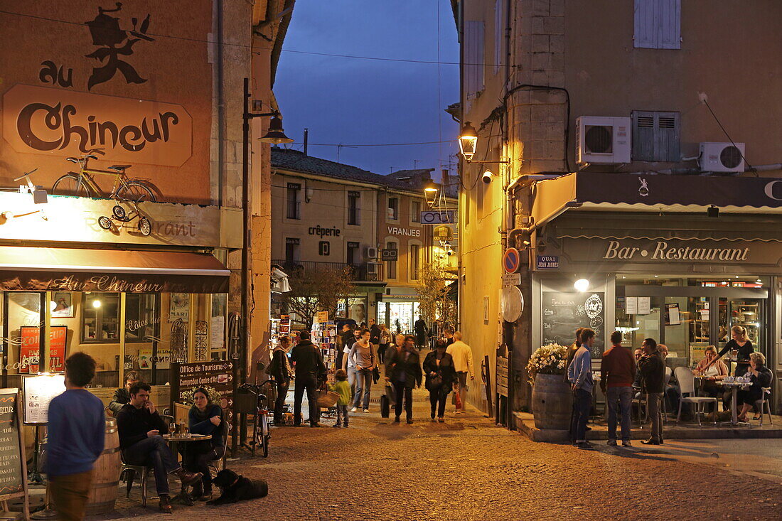 Brasserie Au Chineur, Isle-sur-la-Sorgue, Vaucluse, Provence-Alpes-Cote d'Azur, France