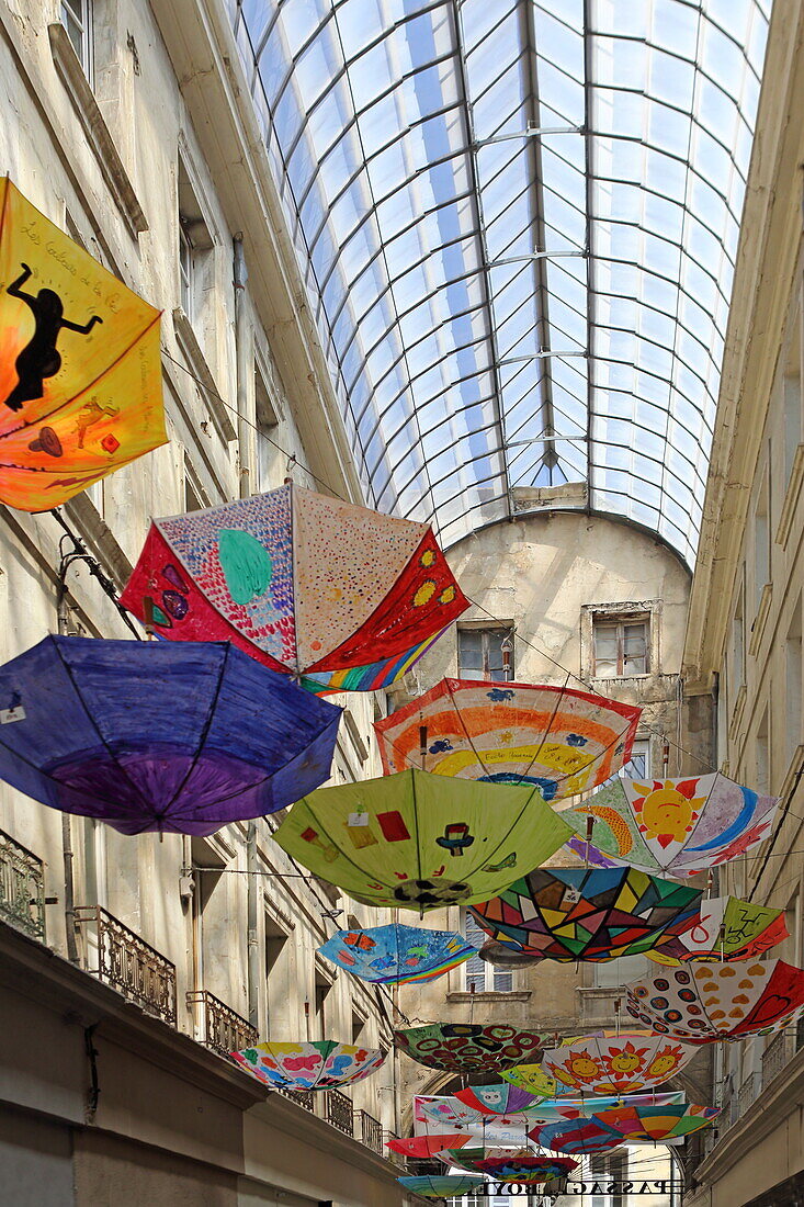 Passage Broyer, Carpentras, Vaucluse, Provence-Alpes-Cote d'Azur, France