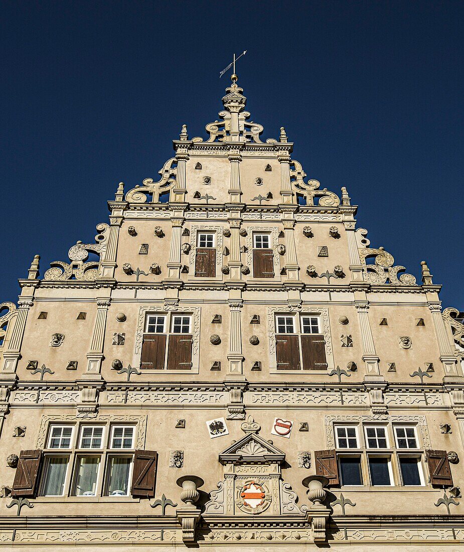 Fassade des Neustädter Rathauses am Neuen Markt in Herford, Nordrhein-Westfalen, Deutschland