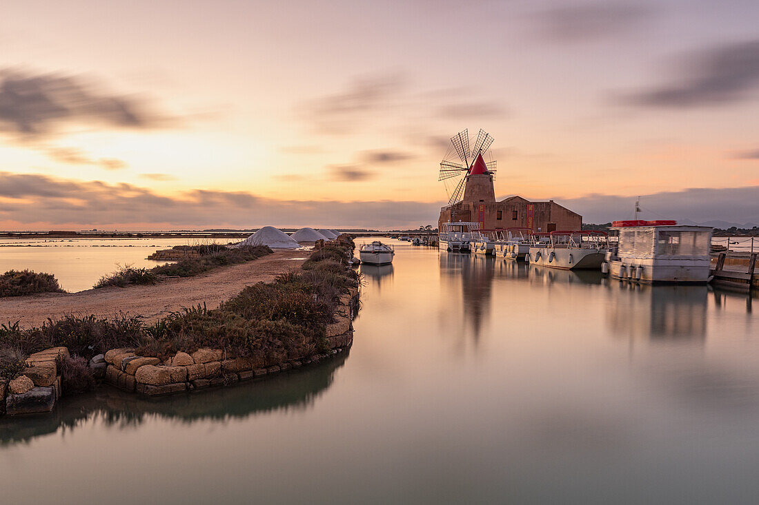 Die Saline Lagune bei Marsala, Trapani, Sizilien, Italien, Europa