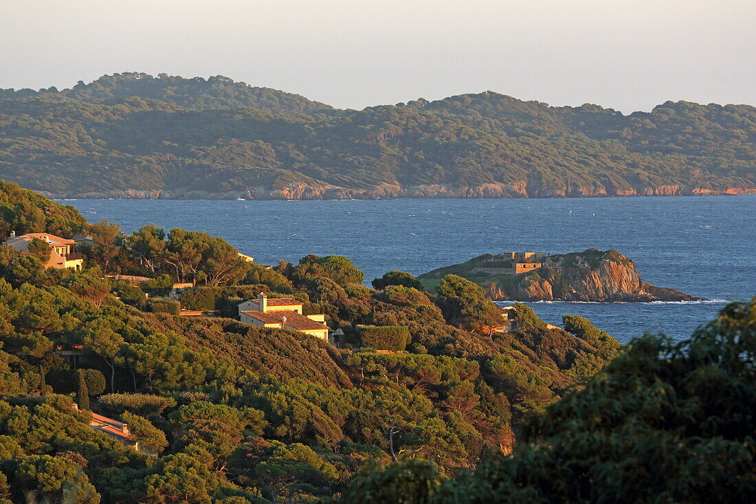 Blick über die Halbinsel Ile Giens, Var, Provence-Alpes-Côte d'Azur, Frankreich