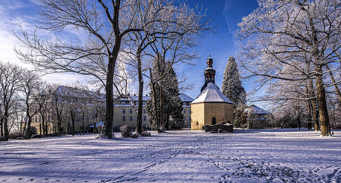 Pilgrimage chapel of St. Peter and the Steigenberger Grandhotel