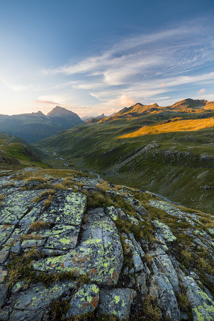 Blick über das Bieltal zum Berg Vallüla, Silvrettagruppe, Tirol, Österreich